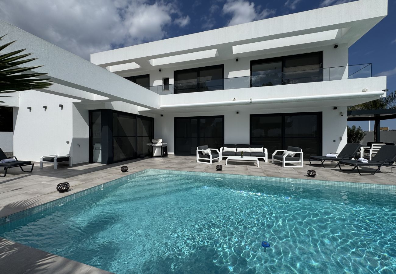 Villa in Moraira - Luxury Villa Felicita Moraira